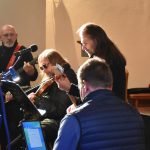 Na vánočním koncertu Fantomu v milevské bazilice i letos zazpíval Jindra Müller. Vzdal Poctu Milevsku a lidé vzdali poctu jemu