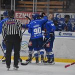 Hokej: Táborští kohouti doma bodovali naplno. Navzdory velké marodce těsně porazili Frýdek-Místek