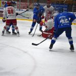 Hokej: Táborští kohouti doma bodovali naplno. Navzdory velké marodce těsně porazili Frýdek-Místek