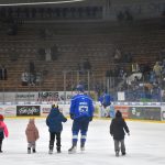 Hokej: Táborští kohouti doma bodovali naplno. Navzdory velké marodce těsně porazili Frýdek-Místek