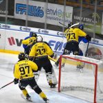 Hokej: Táborští kohouti vyprovodili zlínské berany. Na videu vybrali hráče zápasu fanoušci. Slovo dostal i důrazný bek