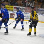 Hokej: Táborští kohouti vyprovodili zlínské berany. Na videu vybrali hráče zápasu fanoušci. Slovo dostal i důrazný bek