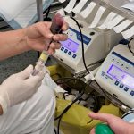 Policisté zamířili do prachatické nemocnice. Darovali krev