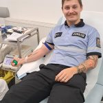 Policisté zamířili do prachatické nemocnice. Darovali krev