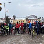 Mínus sedm a plná startovní čára. Silvestrovský běh v Jistebnici přilákal stovky lidí