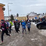 Mínus sedm a plná startovní čára. Silvestrovský běh v Jistebnici přilákal stovky lidí