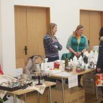 Vánoční trh v Milevsku lákal nejen na nákup dekorací a dárků. Magnetem byl i model kolejiště s vláčky 