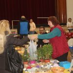 Vánoční trh v Milevsku lákal nejen na nákup dekorací a dárků. Magnetem byl i model kolejiště s vláčky 