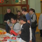 Na jarmarku 2. základní školy v Milevsku vystoupili i učitelé. Novinkou byly chovatelské ukázky