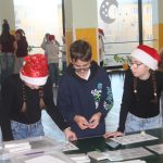 Na jarmarku 2. základní školy v Milevsku vystoupili i učitelé. Novinkou byly chovatelské ukázky