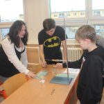 Na jarmarku 2. základní školy v Milevsku vystoupili i učitelé. Novinkou byly chovatelské ukázky