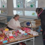 Na jarmarku 2. základní školy v Milevsku vystoupili i učitelé. Novinkou byly chovatelské ukázky