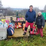 Dobrovolníci před Vánoci obdarovali zvířecí azyl Sirius