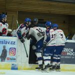 VIDEO: Spartak rozehrál derby s Lokomotivou skvěle. Tříbrankové vedení ale nestačilo a Veselí se radovalo po nájezdech