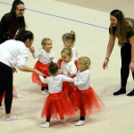 VIDEO: Jak oslavily milevské moderní gymnastky Vánoce?