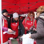 Stánky s polévkami zaplnily zahradu táborské Střelnice. Dobročinná akce se sladkou tečkou přilákala davy