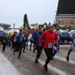 Mínus sedm a plná startovní čára. Silvestrovský běh v Jistebnici přilákal stovky lidí