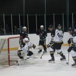 Hokej: Osm gólů Krumlovu a vzpomínka na spoluhráče. Hluboká se zvedá