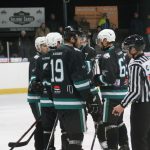 Hokej: Osm gólů Krumlovu a vzpomínka na spoluhráče. Hluboká se zvedá