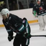 Hokej: Osm gólů Krumlovu a vzpomínka na spoluhráče. Hluboká se zvedá