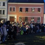 Čertovská neděle ve Veselí: Pekelník předpověděl návštěvnici svatbu, lidé si vyzkoušeli i stará řemesla