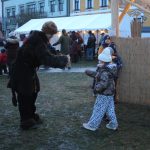 Čertovská neděle ve Veselí: Pekelník předpověděl návštěvnici svatbu, lidé si vyzkoušeli i stará řemesla