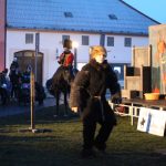 Čertovská neděle ve Veselí: Pekelník předpověděl návštěvnici svatbu, lidé si vyzkoušeli i stará řemesla