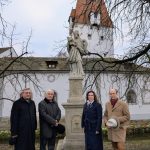 Restaurátoři obnovili sochu svatého Jana Nepomuckého v Českých Budějovicích