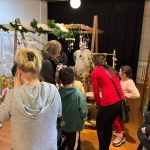 Šťastné a veselé. V galerii Spektrum vystavuje Máša Valterová, místní tvůrci i děti