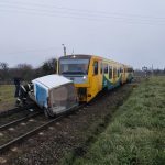 U Velké Turné se střetlo auto s vlakem. Souprava tlačila vůz 15 metrů kolejištěm
