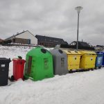 Lipno čelí po svátcích záplavě odpadků. Popeláři kvůli sněhu nedojeli