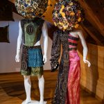 Brokáty, šperky a květiny nejen pro zámeckou paní. Unikátní výstava v Třeboni se dočkala prodloužení