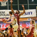 Sršni se trápili, poslední tým přetlačili až v poslední čtvrtině