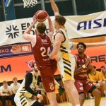 Sršni se trápili, poslední tým přetlačili až v poslední čtvrtině