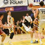 Sršni se trápili, poslední tým přetlačili až v poslední čtvrtině