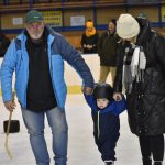 VIDEO: Strakonický led patřil nováčkům. Týden hokeje přilákal 27 dětí