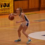 Bez ztráty kytičky. Juniorky BK Strakonice suverénně první