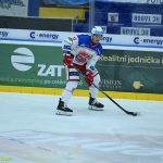 VIDEO: Hokejisté Tábora srazili poslední Porubu ve druhé třetině. Kohouti se drží v šestce pro čtvrtfinále