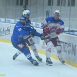 VIDEO: Hokejisté Tábora srazili poslední Porubu ve druhé třetině. Kohouti se drží v šestce pro čtvrtfinále