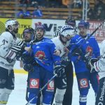 VIDEO: Táborský kapitán Suchánek prožíval na trestné těžké chvíle. Kohouti prohráli s Kolínem na nájezdy