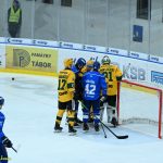 VIDEO: Hokejisté Tábora proti Vsetínu úplně vyhořeli. Valaši zvládli lépe hlavně přesilovky