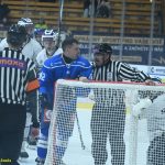 VIDEO: Táborský kapitán Suchánek prožíval na trestné těžké chvíle. Kohouti prohráli s Kolínem na nájezdy