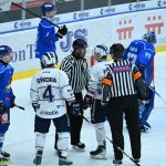 VIDEO: Táborský kapitán Suchánek prožíval na trestné těžké chvíle. Kohouti prohráli s Kolínem na nájezdy