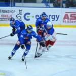 VIDEO: Hokejisté Tábora srazili poslední Porubu ve druhé třetině. Kohouti se drží v šestce pro čtvrtfinále