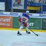 VIDEO: Hokejisté Tábora srazili poslední Porubu ve druhé třetině. Kohouti se drží v šestce pro čtvrtfinále