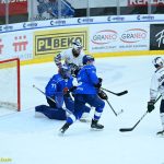 VIDEO: Táborský kapitán Suchánek prožíval na trestné těžké chvíle. Kohouti prohráli s Kolínem na nájezdy