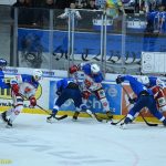 VIDEO: Hokejisté Tábora srazili poslední Porubu ve druhé třetině. Kohouti se drží v šestce pro čtvrtfinále