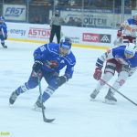 VIDEO: Hokejisté Tábora srazili poslední Porubu ve druhé třetině. Kohouti se drží v šestce pro čtvrtfinále