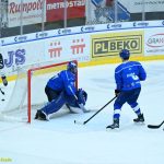 VIDEO: Táborský kapitán Suchánek prožíval na trestné těžké chvíle. Kohouti prohráli s Kolínem na nájezdy