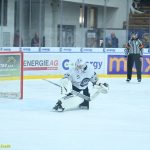 VIDEO: Táborský kapitán Suchánek prožíval na trestné těžké chvíle. Kohouti prohráli s Kolínem na nájezdy